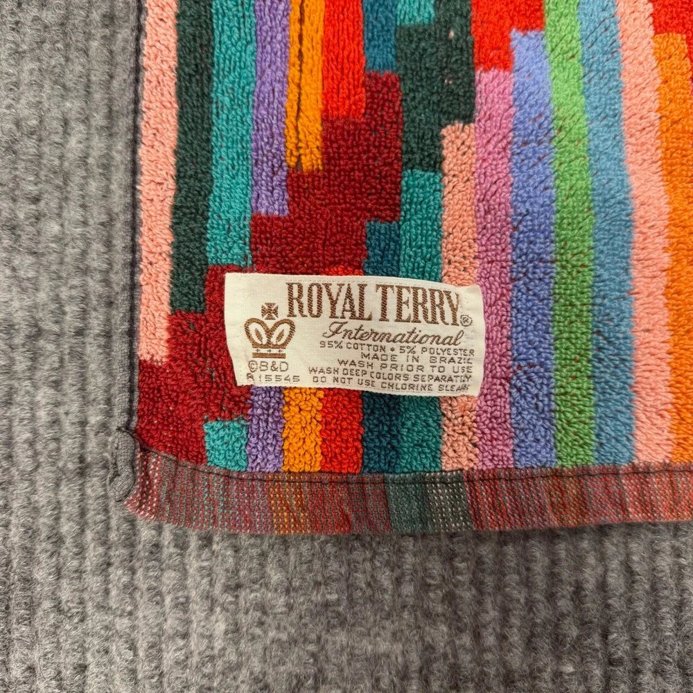 Vtg 70s 80s Royal Terry Bath Towel Southwestern Geometric Red Rainbow Brazil